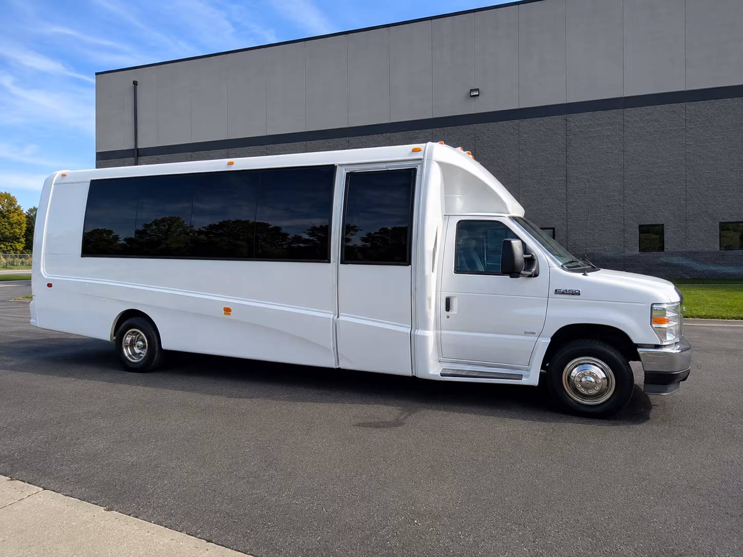 pueblo bus rentals