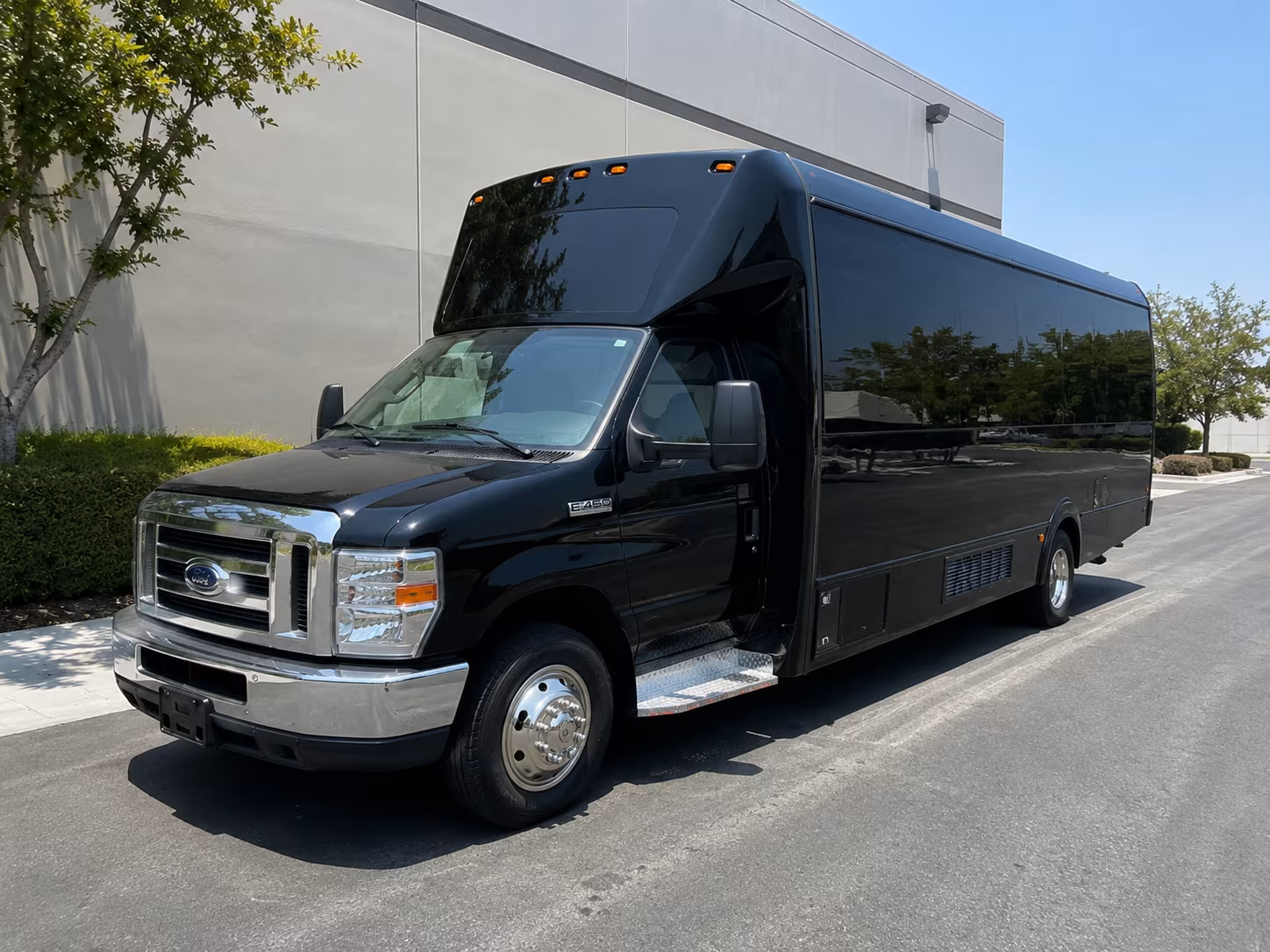 rio rancho new years eve party bus rental