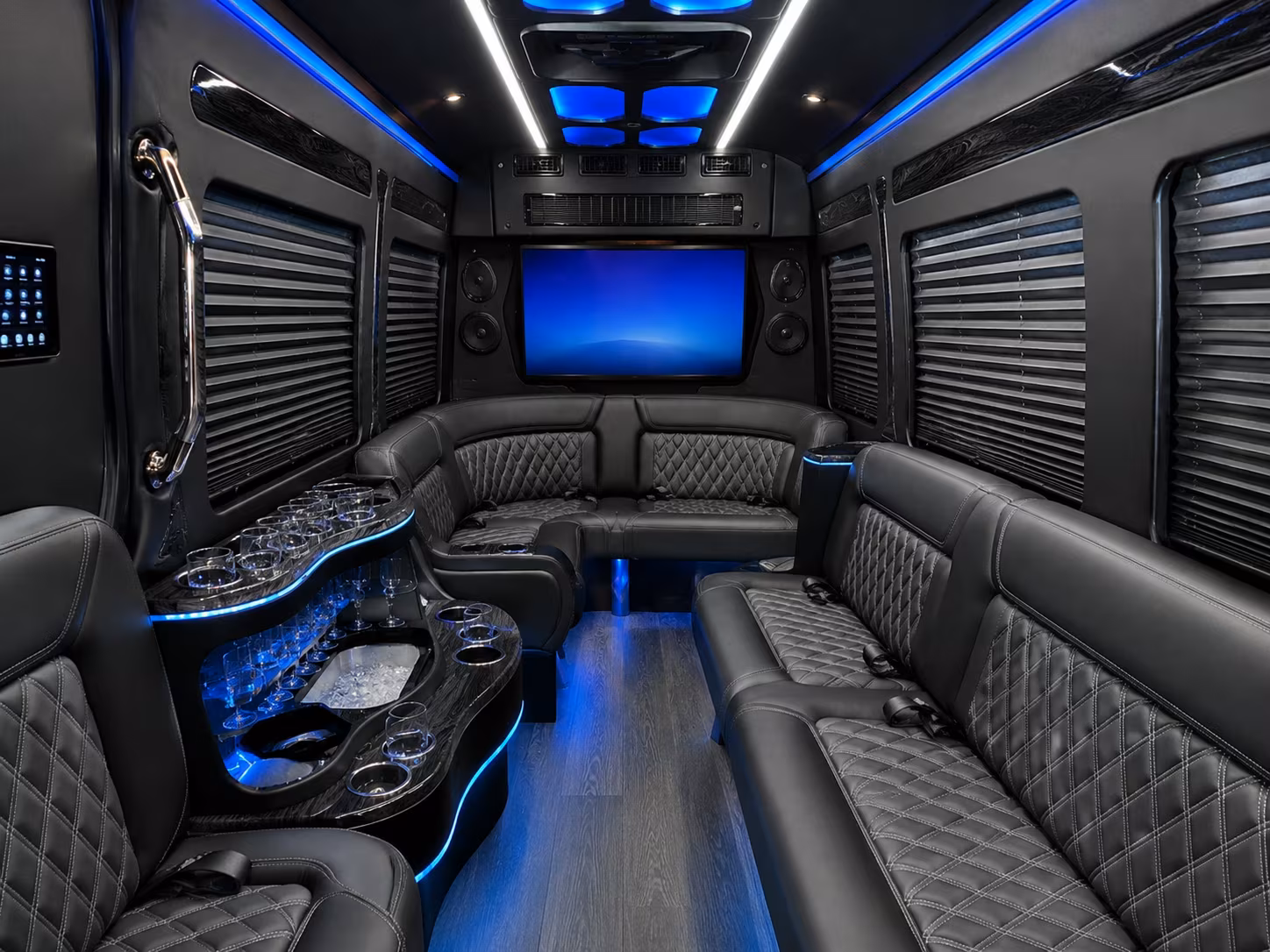 the right bus for veteran group events and va transportation in rio rancho